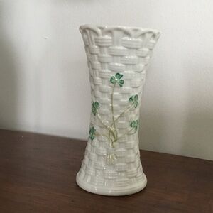 Vintage Belleek ‘Colleen’ Vase